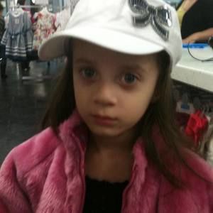 Meet your Posher, Gwen